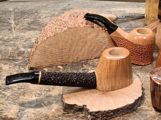 Calabrian pipe